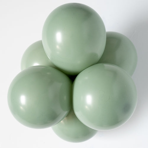 24" Oval Pearl Meadow Green Tuftex
