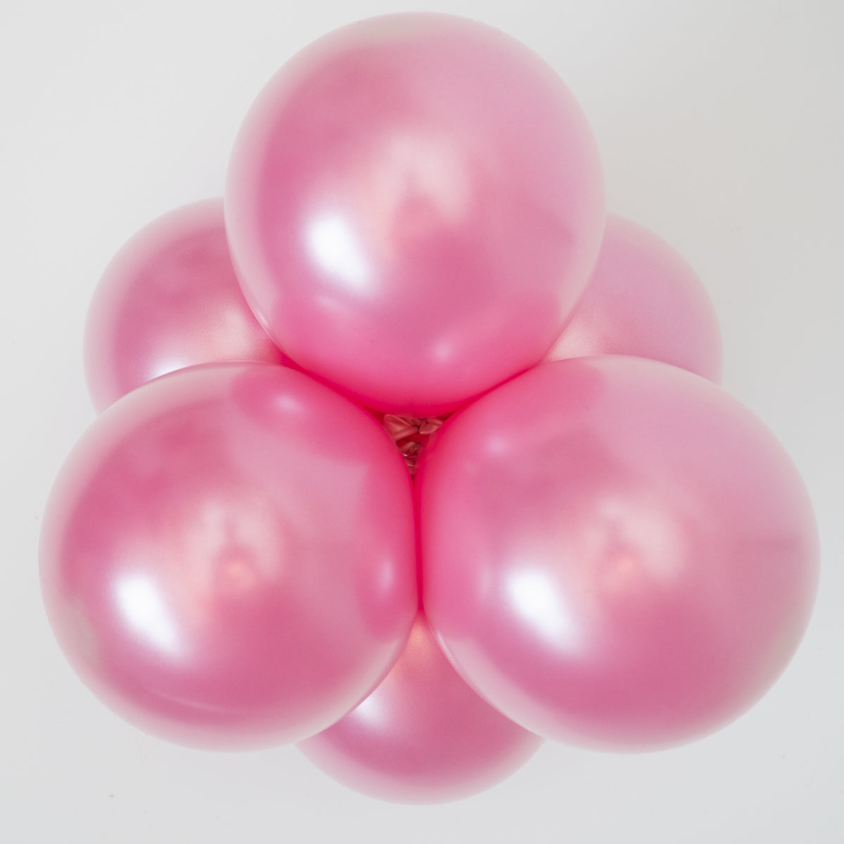24" Round Diamond Petunia • 1 Balloon