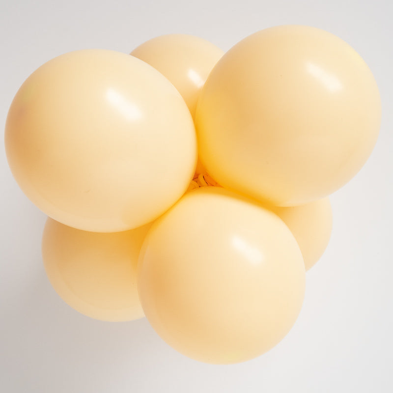 24" Oval Chalk Honeysuckle