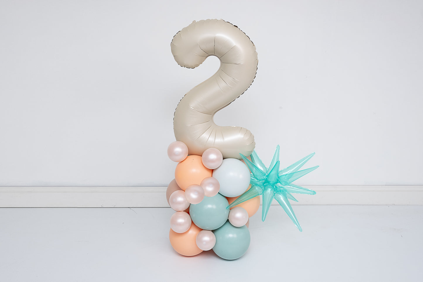 22" Starburst Clear Aqua • Mylar Balloons