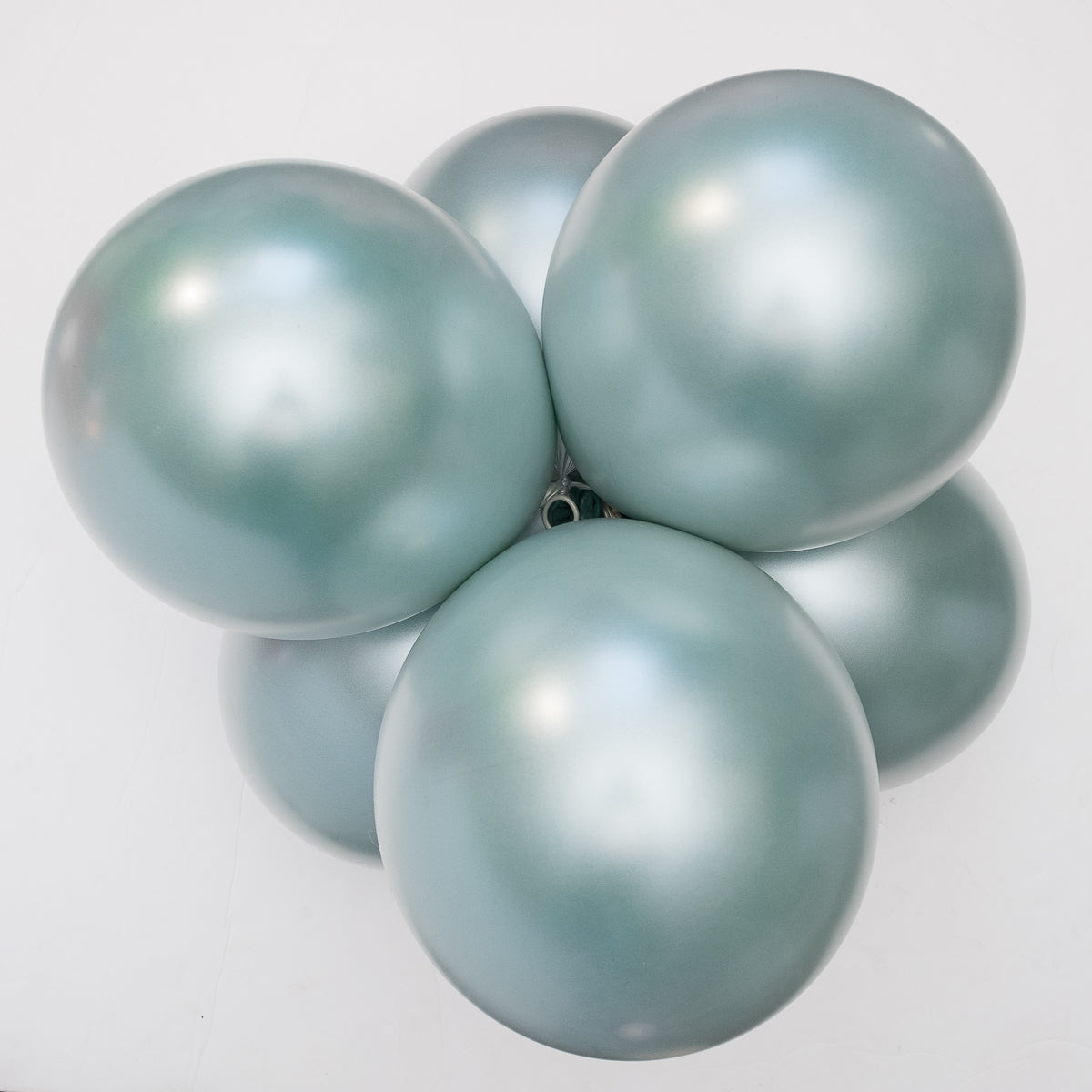 24" Round Diamond Sage • 1 Balloon