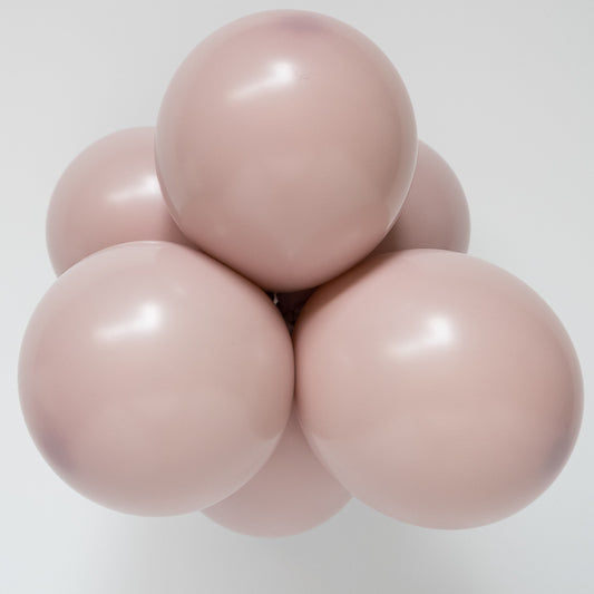 Chalk Queen Anne - Medium Cluster