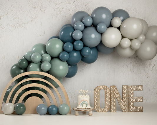 Dusty Ombre Garland  • 10-12 Foot • Boujee Box